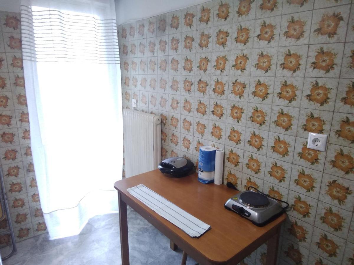 Studio In Атина Екстериор снимка