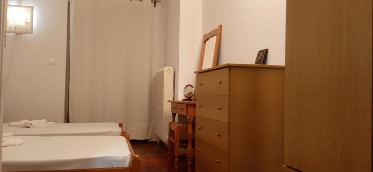 Studio In Атина Екстериор снимка