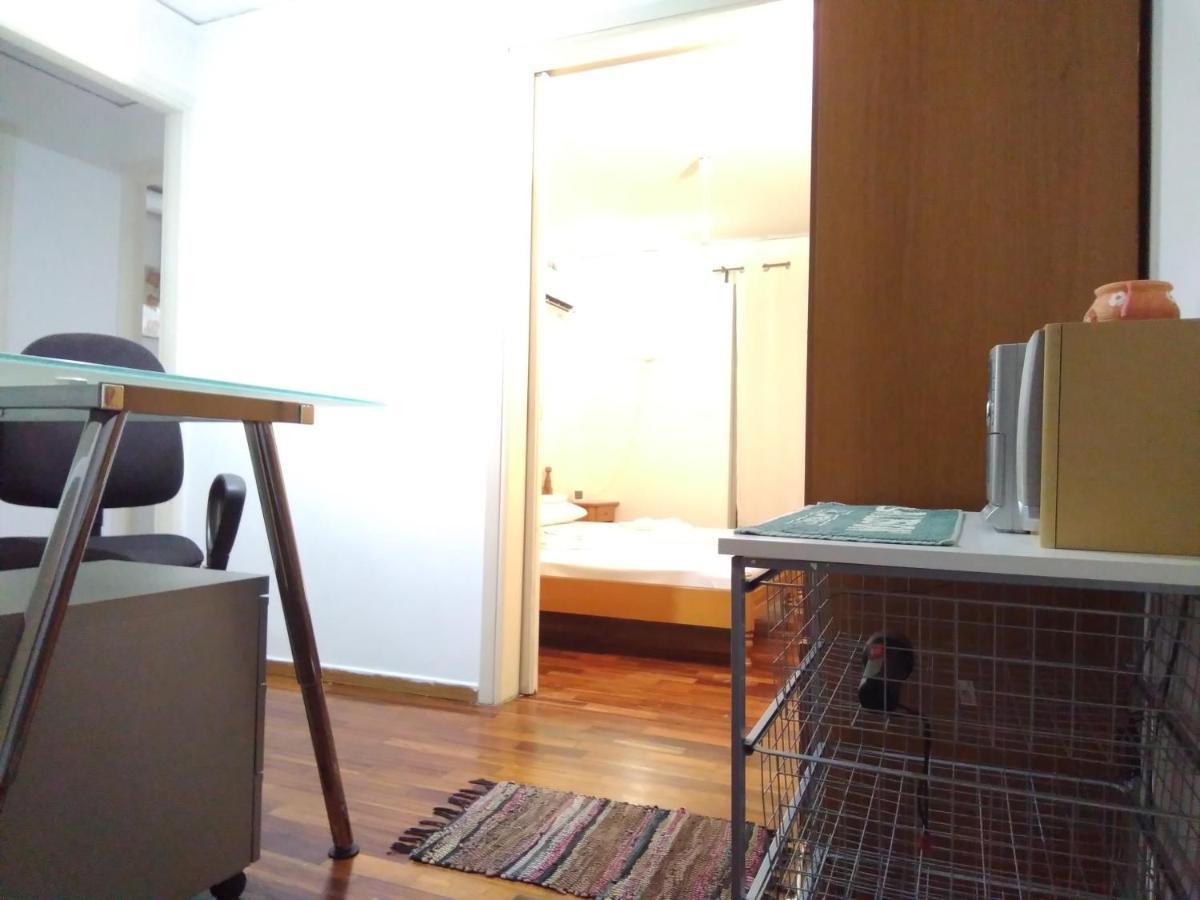Studio In Атина Екстериор снимка