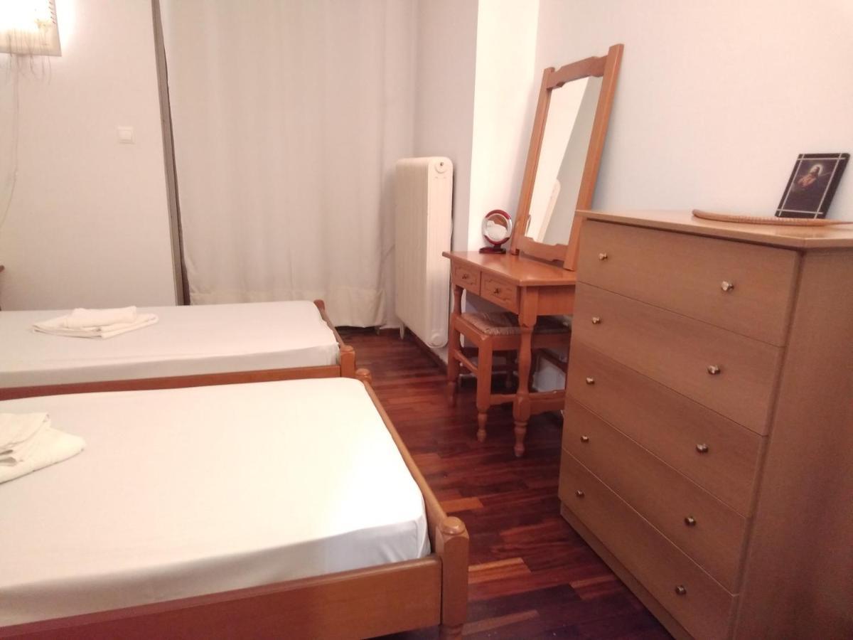 Studio In Атина Екстериор снимка